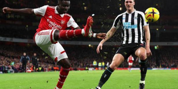 枪手得势难得分，主裁“漏判”俩点球塔帅暴怒：可耻！