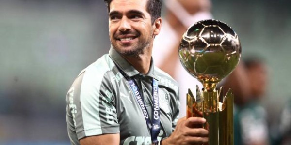 九游体育APP-阿贝尔·费雷拉续约帕尔梅拉斯 年薪高达670万欧？