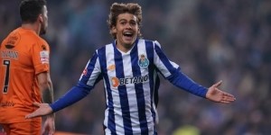 英媒：阿森纳曼城曼联有意波尔图新星莫拉，解约金条款7000万欧