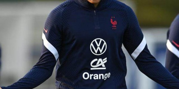 九游体育-姆巴佩拒为足协金主站台 唤起法国脚肖像权意识？