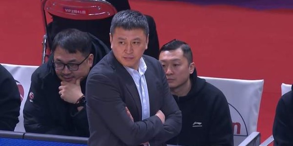 九游体育官网-郭艾伦复出，独砍16分5失误，广州加时险胜，山东大汉空砍30+6+6