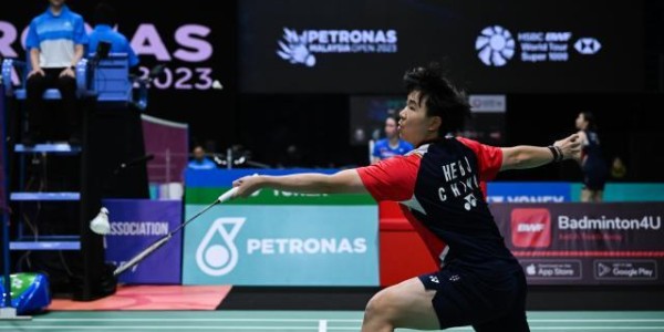 九游体育APP-马来西亚赛首日 何冰娇一轮游国羽男线全军覆没