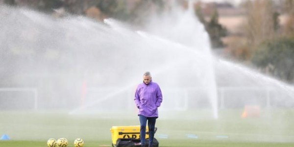 JiuyouSports-穆里尼奥兴衰史（63）：亮相热刺，说19次“开心”