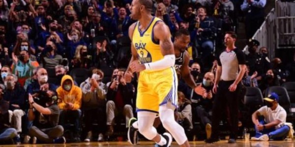 九游体育-库里恢复训练一哥围巾即将复出 勇士终于等来援兵